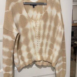 Freshman Beige and White V-Neck Sweater